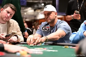 Michael Mizrachi playing poker WSOP Europe Main Event Day 1c table action