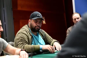 Michael Mizrachi poker table WSOP Europe Main Event Day 1c live tournament scene