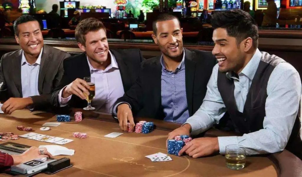 multiway pot strategy poker multiple players flop decision Texas Holdem analysis