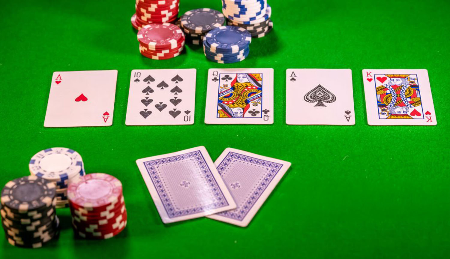 river decision poker final street decision bet call fold Texas Holdem strategy